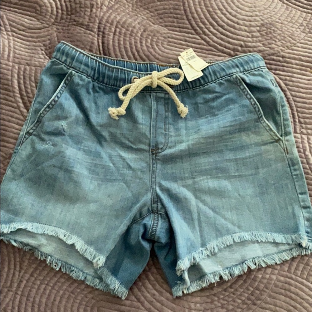 COPY - American Eagle/ Aerie rope tie boyfriend shorts